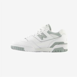 New Balance Women’s 550 Sneaker